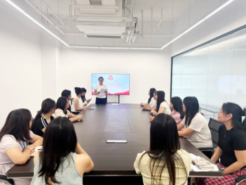 巾帼启新程 凝心谱新篇 | 余上鸥召开妇女代表大会暨妇联副主席选举大会